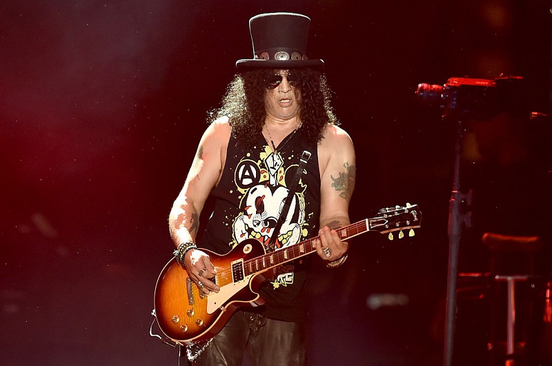 Watch Slash, Wolfgang Van Halen Perform ‘I’m Just Ken’ At Oscars KCFX